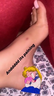 Sunanda Sharma feet photo thumbnail