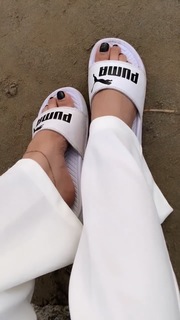 Sunanda Sharma feet photo thumbnail