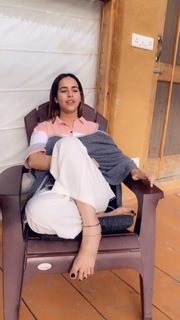 Sunanda Sharma feet photo thumbnail