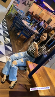 Sunanda Sharma feet photo thumbnail