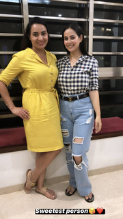 Sunanda Sharma feet photo thumbnail