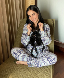 Sunanda Sharma feet photo thumbnail