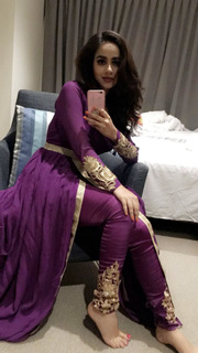 Sunanda Sharma feet photo thumbnail