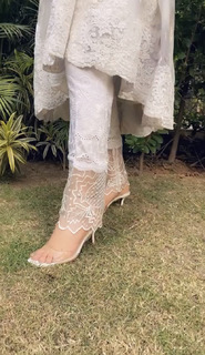 Sunanda Sharma feet photo thumbnail