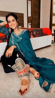 Sunanda Sharma feet photo thumbnail