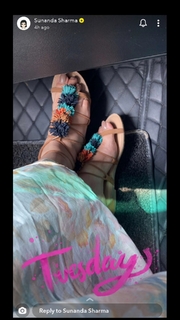 Sunanda Sharma feet photo thumbnail
