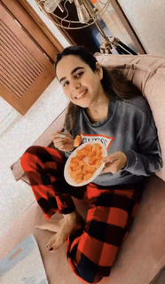 Sunanda Sharma feet photo thumbnail