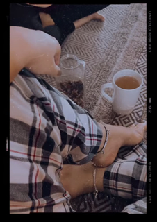 Sunanda Sharma feet photo thumbnail