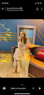 Sunanda Sharma feet photo thumbnail