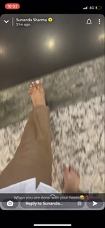 Sunanda Sharma feet photo thumbnail