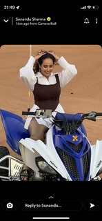 Sunanda Sharma feet photo thumbnail