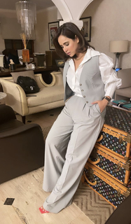 Sunanda Sharma feet photo thumbnail