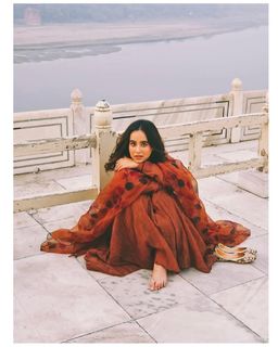 Sunanda Sharma feet photo thumbnail