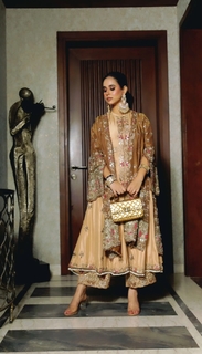 Sunanda Sharma feet photo thumbnail