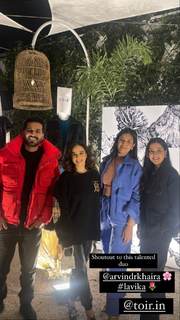 Sunanda Sharma feet photo thumbnail