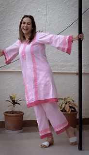 Sunanda Sharma feet photo thumbnail