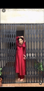 Sunanda Sharma feet photo thumbnail