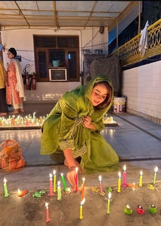 Sunanda Sharma feet photo thumbnail