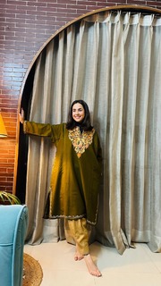 Sunanda Sharma feet photo thumbnail