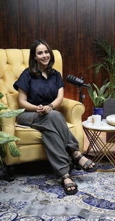 Sunanda Sharma feet photo thumbnail