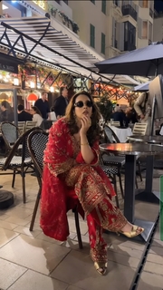 Sunanda Sharma feet photo thumbnail