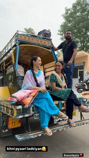 Sunanda Sharma feet photo thumbnail