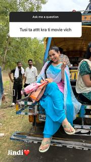 Sunanda Sharma feet photo thumbnail