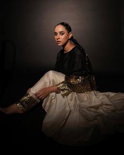 Sunanda Sharma feet photo thumbnail