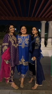 Sunanda Sharma feet photo thumbnail