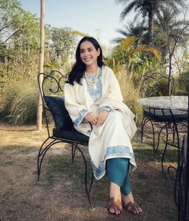 Sunanda Sharma feet photo thumbnail