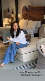 Sunanda Sharma feet photo thumbnail