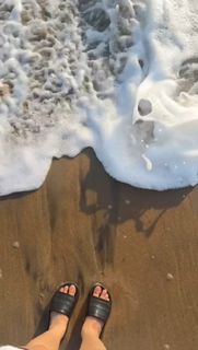 Sunanda Sharma feet photo thumbnail