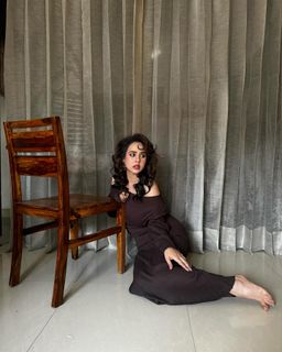 Sunanda Sharma feet photo thumbnail