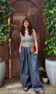 Sunanda Sharma feet photo thumbnail