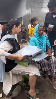 Sunanda Sharma feet photo thumbnail