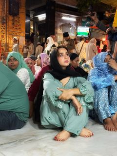 Sunanda Sharma feet photo thumbnail