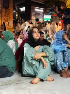 Sunanda Sharma feet photo thumbnail