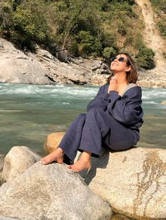 Sunanda Sharma feet photo thumbnail