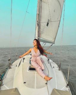 Sunayana Fauzdar feet photo 9