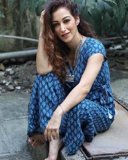 Sunayana Fauzdar feet photo 1