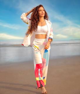 Sunayana Fauzdar feet photo 11