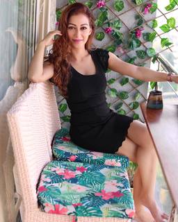 Sunayana Fauzdar feet photo 17