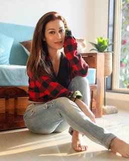 Sunayana Fauzdar feet photo 7