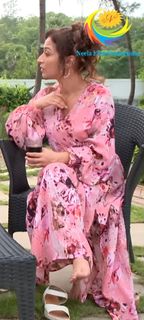 Sunayana Fauzdar feet photo 4