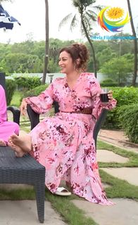 Sunayana Fauzdar feet photo 2