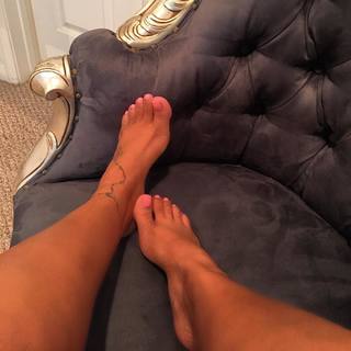 Sundy Carter feet photo 7