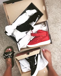 Sundy Carter feet photo 4