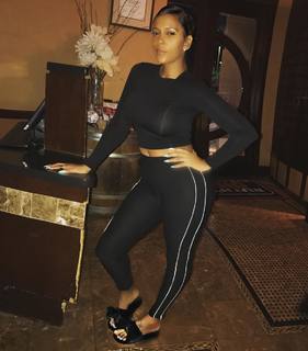 Sundy Carter feet photo 1