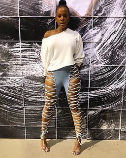 Sundy Carter feet photo 3