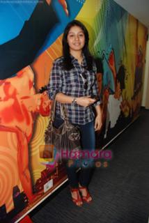Sunidhi Chauhan feet photo 17